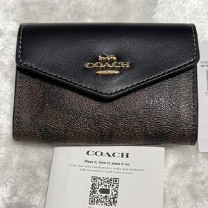 Coach Flap Card Case in Signature Canvas NWT